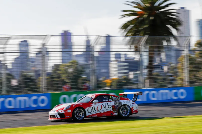 FOR SOCIALS22 PORSCHE CARRERA CUP S2