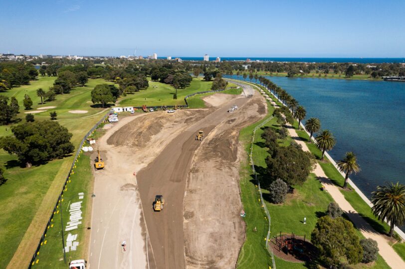 Au revoir la chicane, place à une ligne droite sur le circuit de l'Albert Park à Melbourne, pour le Grand Prix d'Arabie saoudite 2022.