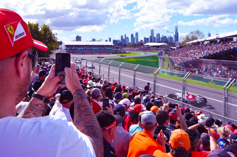 GP21 002 Web Tiles Grandstand On Sale Moss V3 Image E 3600x2400