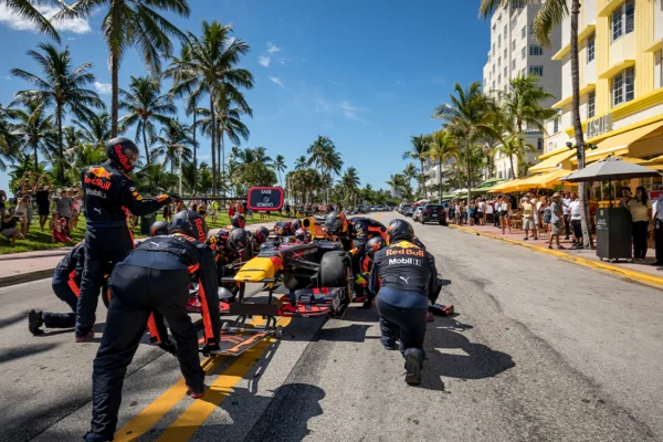 FOR SOCIAL21 miami grand prix added to formula 1 calendar from 2022