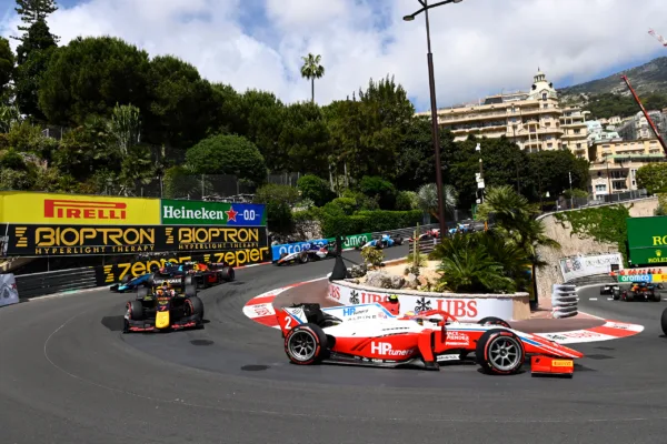 FOR SOCIALS21 a strong start set up oscar piastri for another podium finish