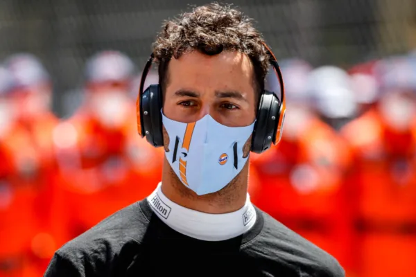 FOR SOCIAL21 the reason why daniel ricciardo is lacking pace2