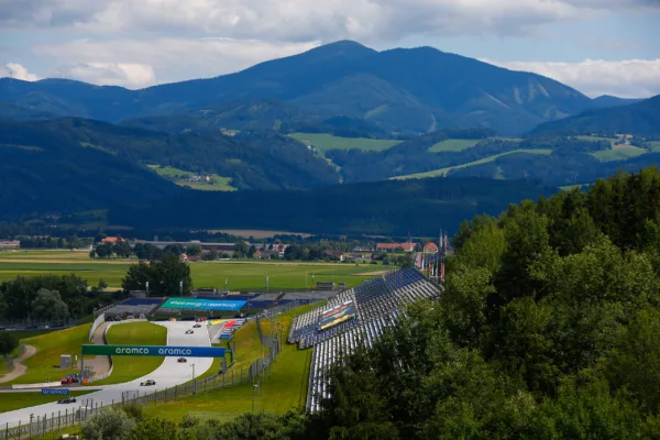 FOR SOCIALS21 what time does the 2021 styrian grand prix start in australia