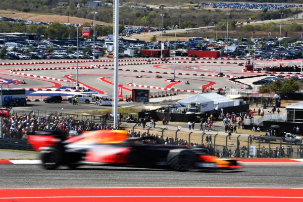 FOR SOCIALS22 what time does the 2021 united states grand prix start in australia