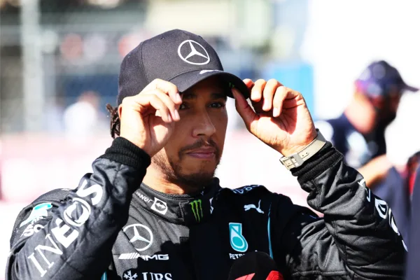 FOR SOCIALS22 lewis hamilton critical of valtteri bottas after team mate left space for verstappen