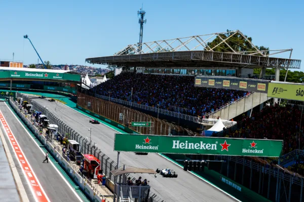 FOR SOCIALS22 what time does the 2021 sao paulo grand prix start in australia