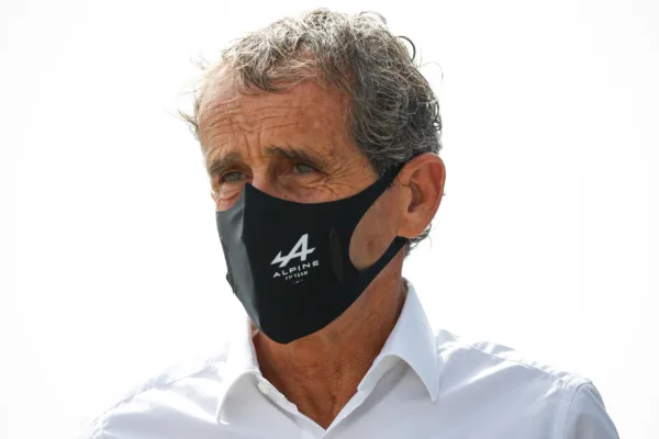 FOR SOCIALS22 alain prost theres not many drivers that can achieve what oscar piastri has