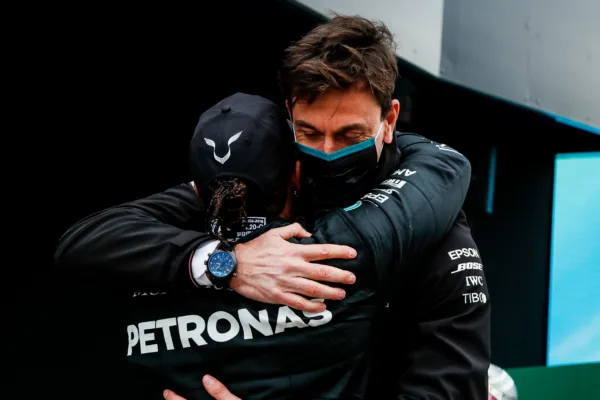FOR SOCIALS22 toto wolff hopes lewis hamilton wont quit formula 1