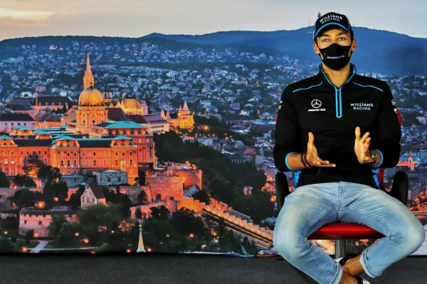 FOR SOCIAL20 George Russell to continue with Williams 2021