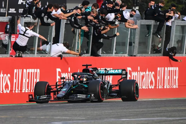 FOR SOCIAL20 Hamilton could win title 7 turkish gp