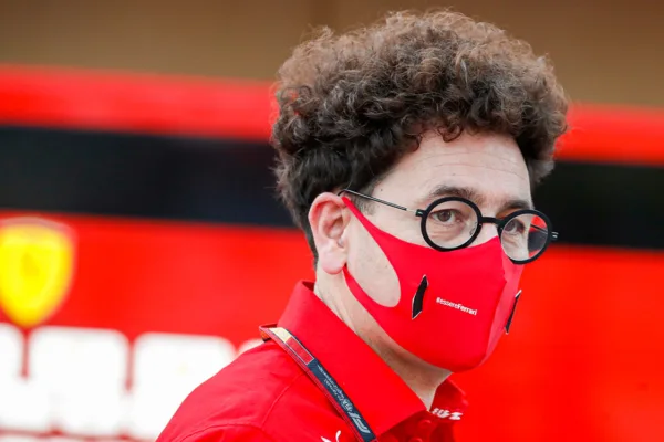 FOR SOCIAL21 Ferrari no regrets over hamilton failure