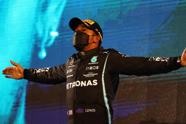 FOR SOCIAL21 hamilton i love the challenge