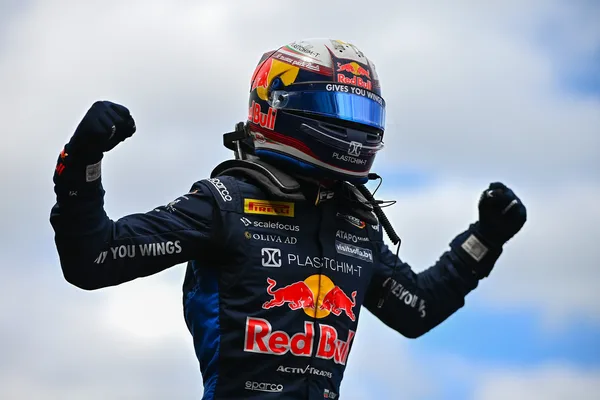 FOR HEADERS26 tsolov claims historic victory in action packed melbourne feature race