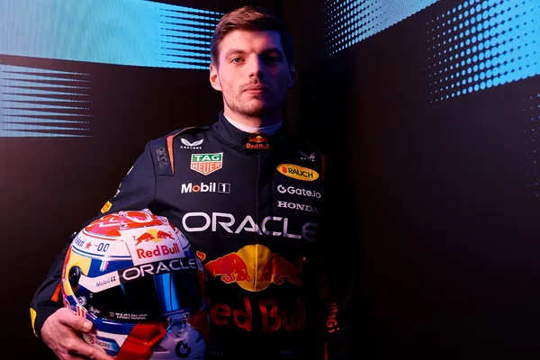 Verstappen Horizontal